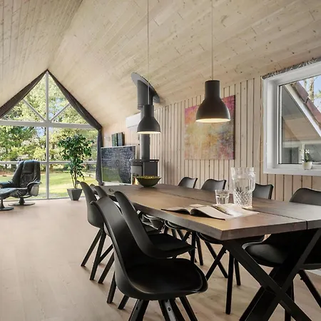 4 Bedroom Cozy In * Vejers Strand